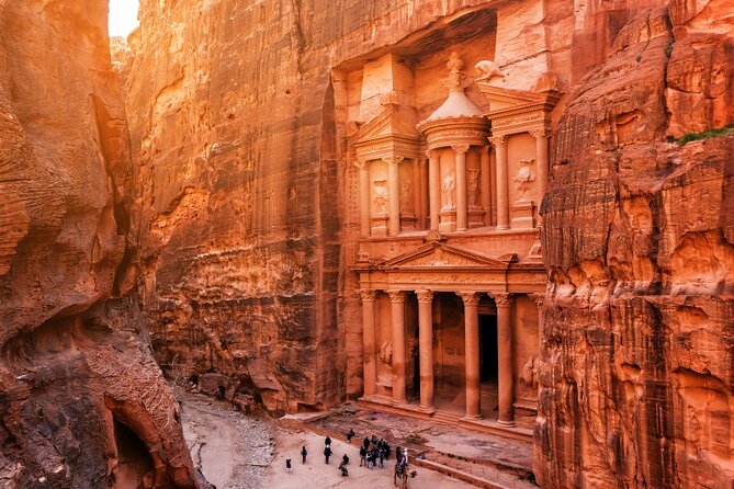Full-Day Petra Historical Tour From Amman - The King’s Highway and the long road south