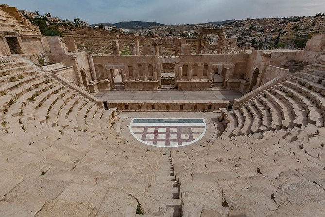 Full-Day Tour: Umm Qais, Jerash, and Ajloun from Amman - Umm Qais: ancient stones above the Jordan Valley