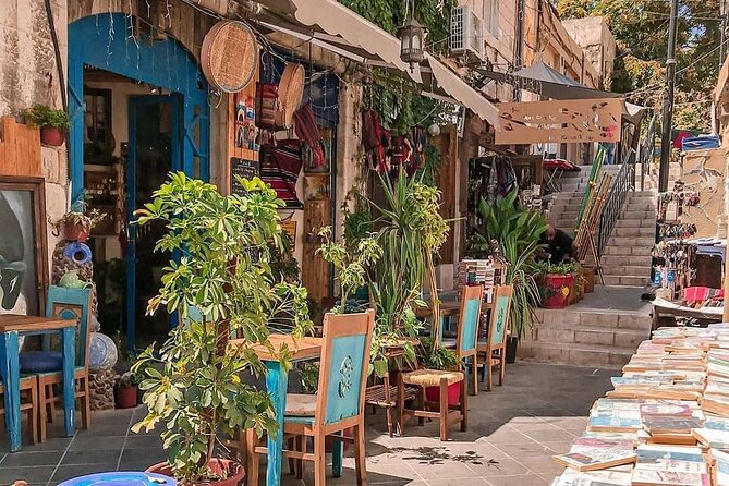 Half a day Amman city tour - What the private vehicle and Wi-Fi add