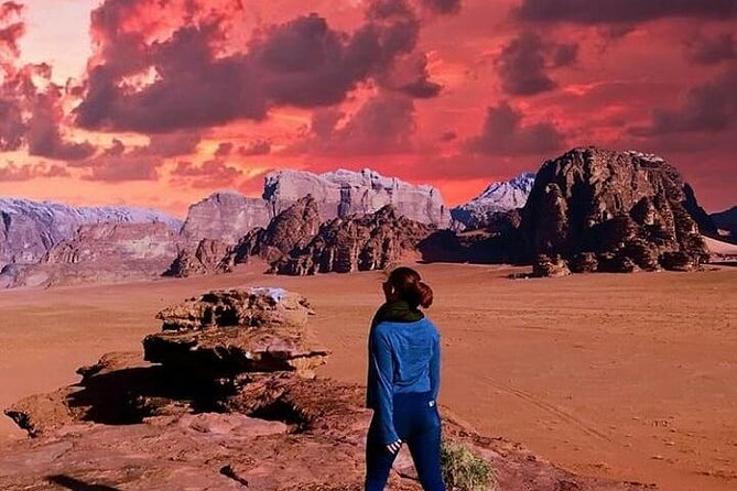 Half-Day Jeep Safari "Wadi Rum Highlights!" w/ Professional Bedouin Guide - Why the Open Jeep Makes a Difference