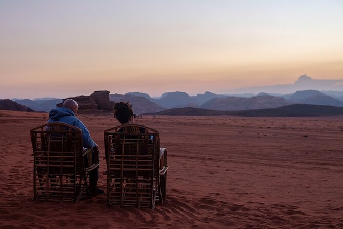 Half day Jeep Tour in Wadi Rum incl. water and Bedouin tea - Um Sabatah sunset and the value of an afternoon start