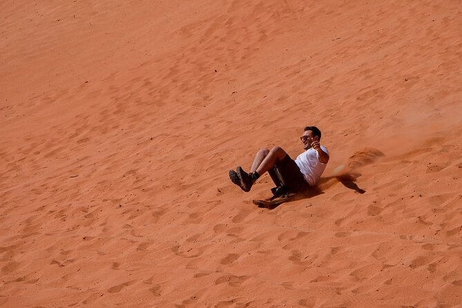 Half day Jeep Tour in Wadi Rum incl. water and Bedouin tea - The guide and group size make a difference