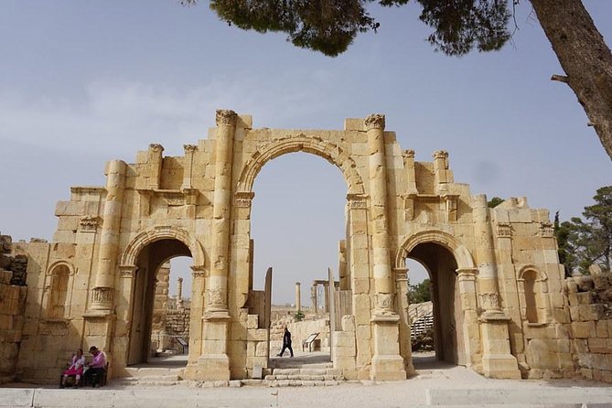 Half Day Private Tour From Amman To Jerash - Who will enjoy this Jerash outing