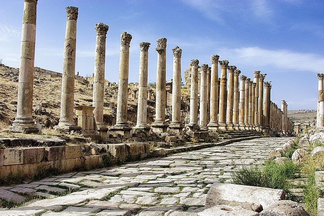 Half Day Tour to Jerash from Amman - The Oval Plaza and Cardo Maximus