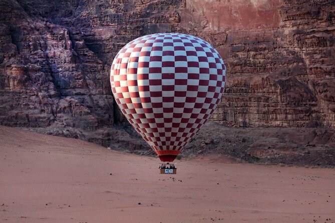 Hot Air Balloon Flight at Wadi Rum - Key points to know before booking