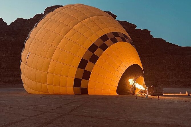 Hot Air Balloon Flight at Wadi Rum - Weather and communication require planning