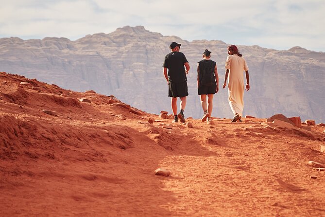 Jeep Tour in Wadi Rum with Professional Guide (Full day) - Red Dunes and Included Sandboarding