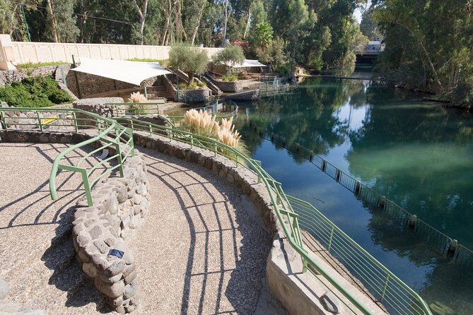 Jordan River Site tour from Amman - What the driver service adds
