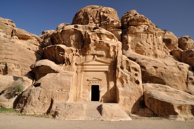 Petra and Little Petra Full-Day Guided Tour from Amman - Little Petra and the quieter Siq al-Barid