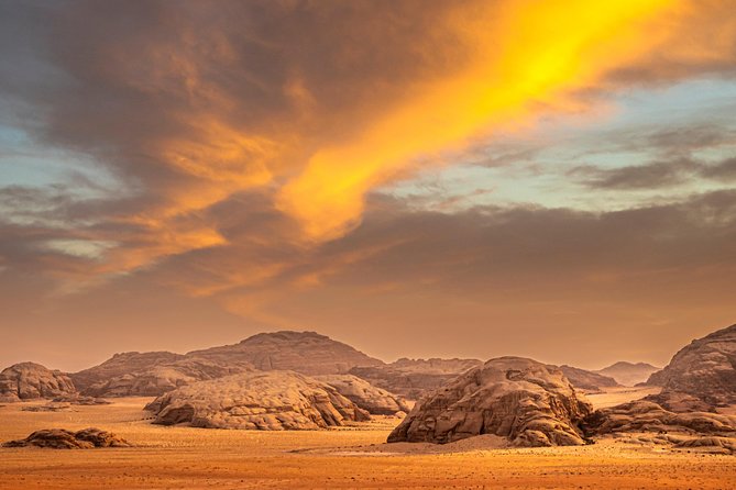 Petra and Wadi Rum Day Excursion with Hotel Collection - Entering Petra Through the Siq
