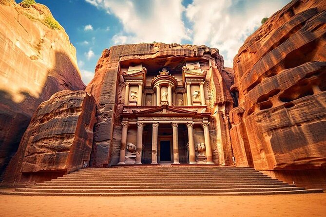 Petra day tour from Aqaba - Entering Petra and seeing the Treasury