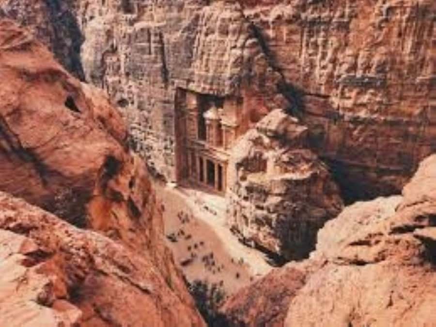 Petra & Dead Sea Private day tour - The early drive from Amman to Petra