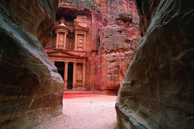 Petra One Day Tour - The long road south from Amman