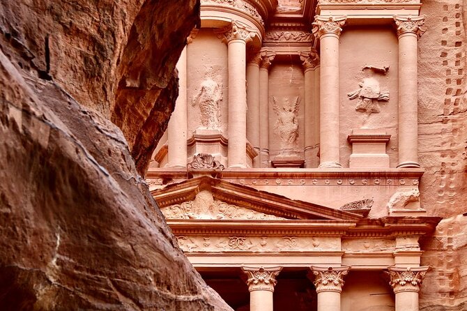 Petra Round-Trip Tour from Aqaba Port - The two-hour road to Petra