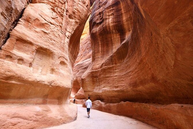 Petra & Wadi Rum Overnight of Transportation& Baptism Site Visit - Two hours among Petra’s main monuments
