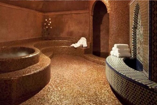 Private Amman City Sightseeing with Optional Arabic Mezze Lunch and Turkish Bath - Roman Theatre and the old downtown
