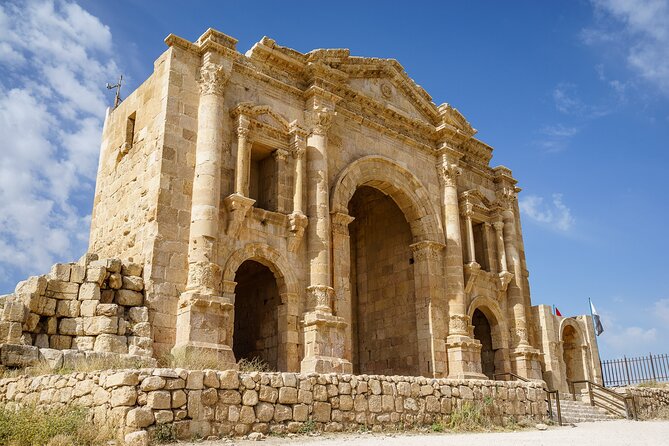 Private Half Day Tour in Jerash From Amman - Entering Jerash through Hadrian’s Arch