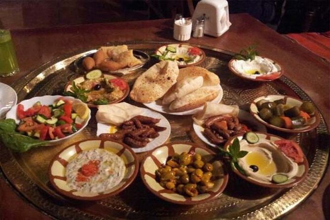 Private Lunch or Dinner at a Local Traditional Restaurant from Dead Sea - What happens at 1 p.m. or 7 p.m.