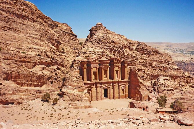 Private One Day Petra from Amman - Understanding the Nabatean water system