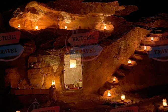 Private Outdoor bedouin Dinner in Petra - The sunset stop above Petra’s mountains