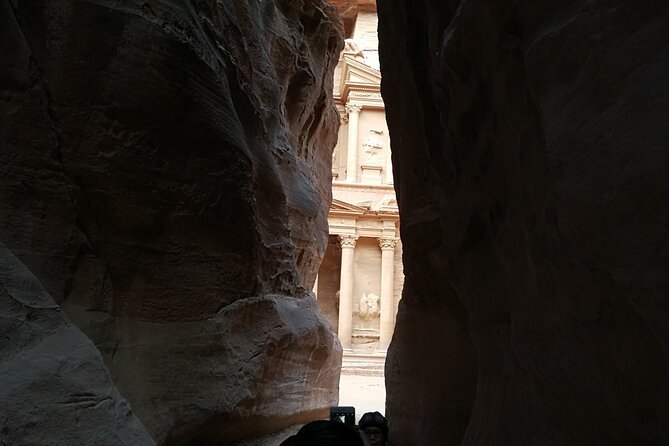 Private Petra Back Entrance Tour with Guide . - What the private format adds