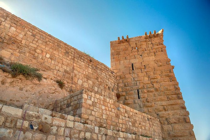 Private Tour Petra and Shobak Castle from Amman - Lunch at a local restaurant