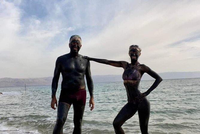Private Tour to Visit the Dead Sea - Four hours beside the salty water