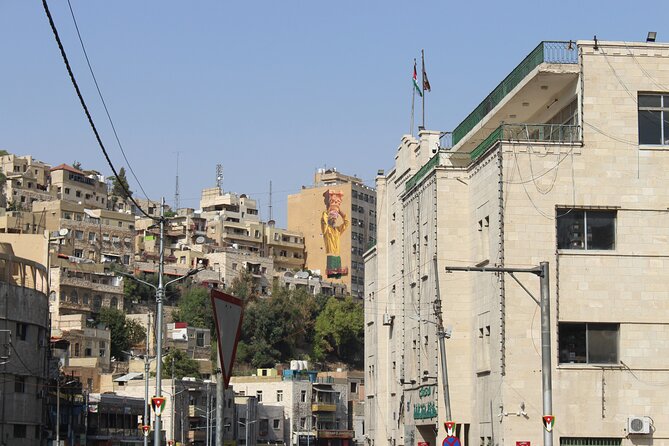 Private Walking Tour in Amman With Local - The kunafa stop at Habibah Sweets