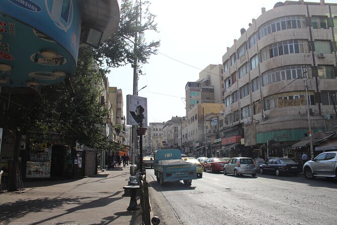 Private Walking Tour in Amman With Local - Jabal al Lweibdeh and the wider city