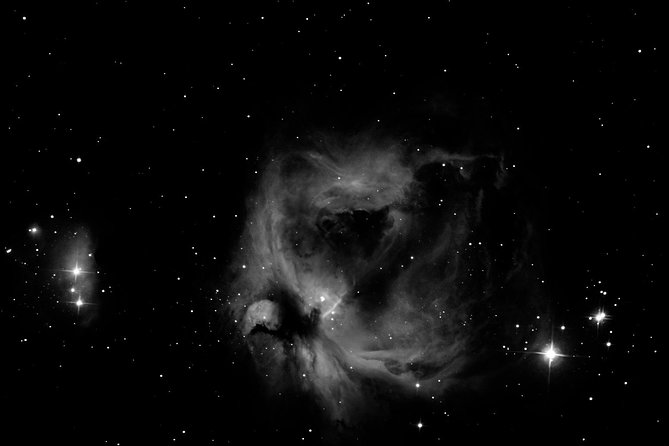 Stargazing Adventure in Jordan - Group two uses GPS-enabled telescopes