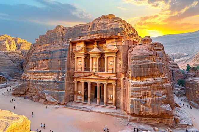 Two-day exploration of Petra and Wadi Rum - What the private vehicle adds