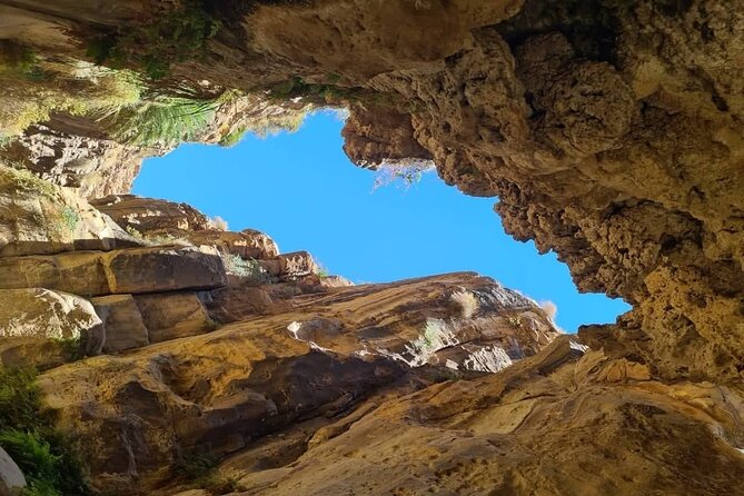 Wadi Hora and Wadi Bin Hammad Canyoning Adventure - Fitness, confidence, and who should book