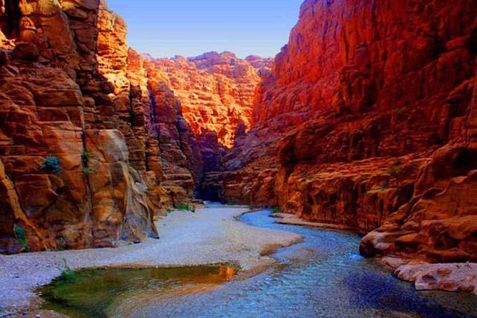 Wadi Mujib Siq Trail Hiking Experience from Dead Sea - Why the Siq Trail feels different from a normal hike