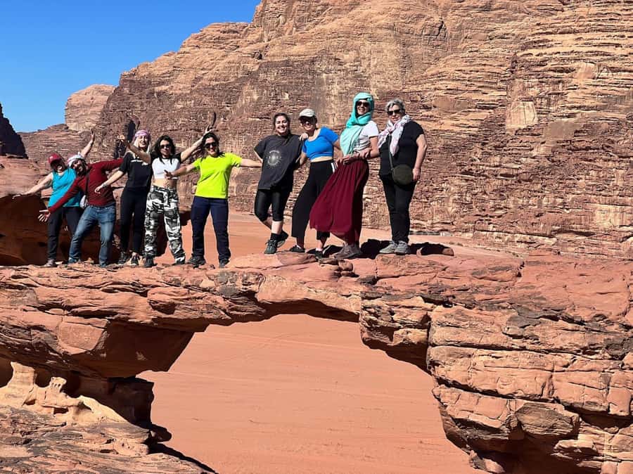Wadi Rum (2) hour jeep morning tour or sunset tour - Key points at a glance