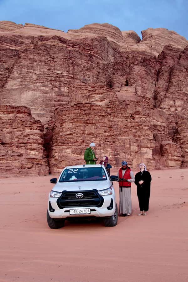 Wadi Rum: 2nights|3Day all-inclusive BedouinDesertExperience - Food, water, and comfort in the desert