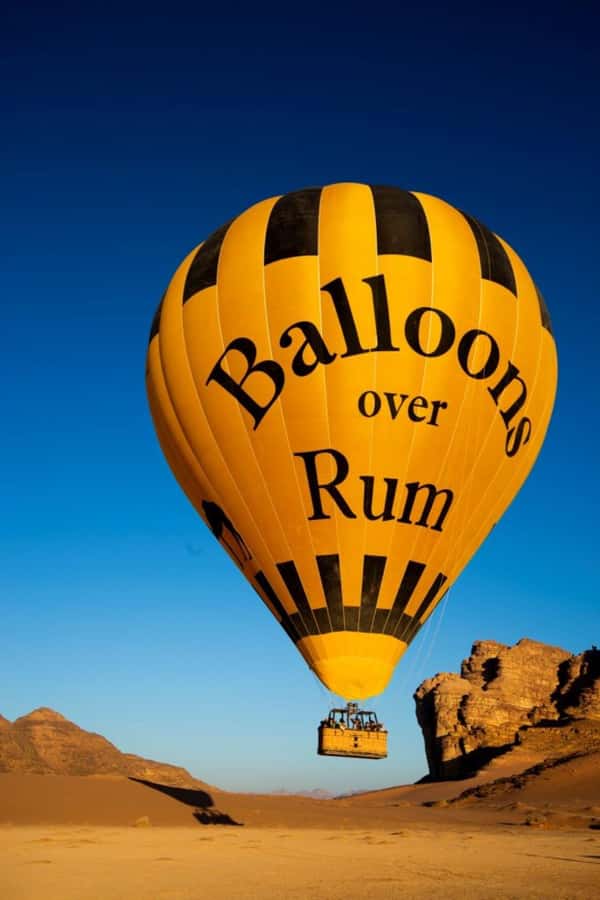 Wadi Rum: Balloons Over Rum - Watching the balloon inflate with coffee and tea