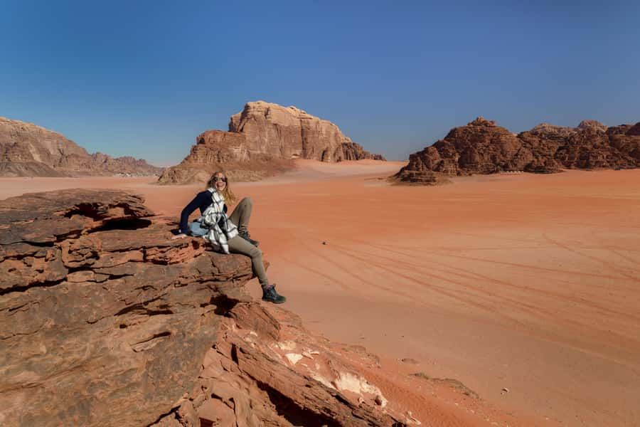 Wadi Rum: Choose 2 to 9 Hour Jeep Pass, Guide & Meal Options - The three-hour route: the best short tour
