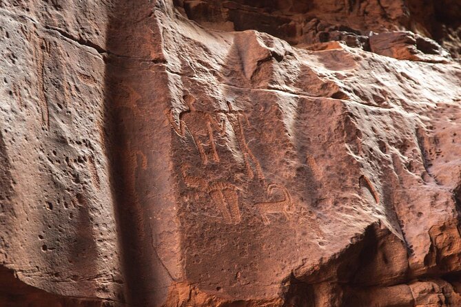 Wadi Rum Desert Tour with Lunch & Sunset - Lawrence Spring and the first desert views