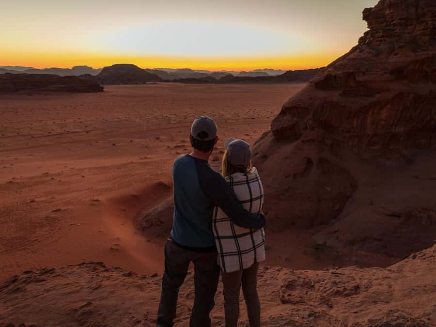 Wadi Rum: Explore 10-Hour Jeep Tour Pass, Guide, Meal & Stay - Sandboarding on red dunes