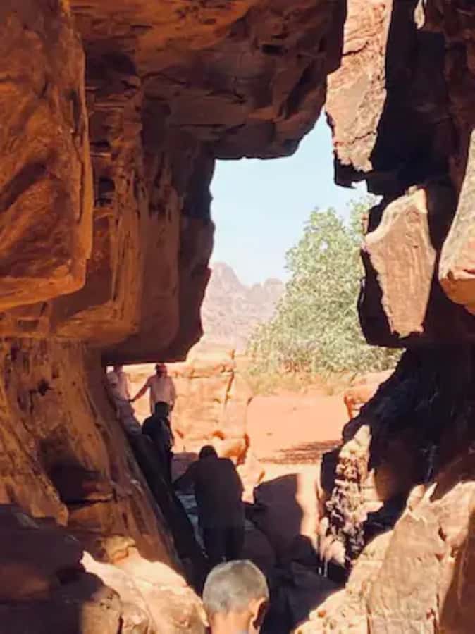 Wadi Rum Highlights: 4-Hour Jeep Tour - Morning or Sunset. - Khazali Canyon is the best stop for inscriptions