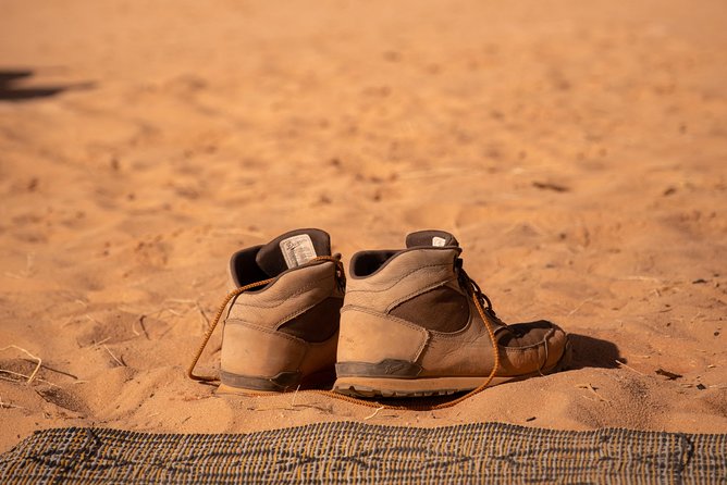 Wadi Rum: Mountain Hike with Lunch & Scenic Valley Tour - The two to three hour hike: effort with a real payoff