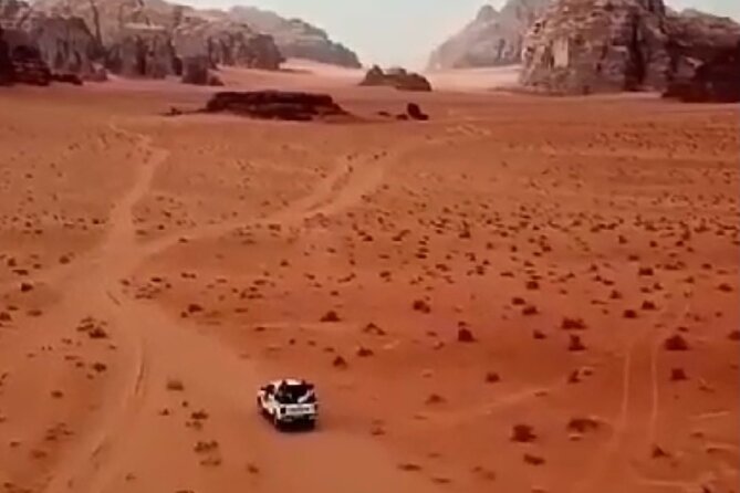 Wadi Rum overnight jeeptour - 1 Day/ 1 Night - Lawrence’s Spring and the first desert views