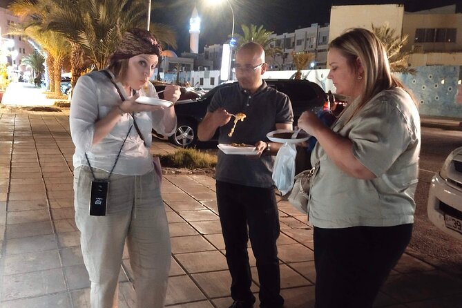 Walking Tour, Visit the Old Town and Markets, Taste Food - Tea and local conversation at Khabni café
